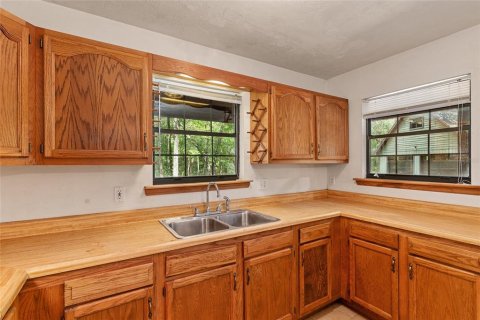 House in Gainesville, Florida 3 bedrooms, 168.34 sq.m. № 2109703 - photo 19
