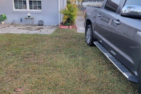 Propiedad comercial en venta en Kissimmee, Florida, 177.26 m2 № 1793214 - foto 5