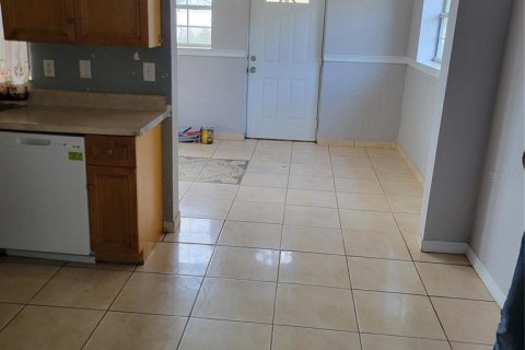 Propiedad comercial en venta en Kissimmee, Florida, 177.26 m2 № 1793214 - foto 29