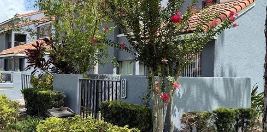 Condo in Orlando, Florida, 2 bedrooms  № 1866876