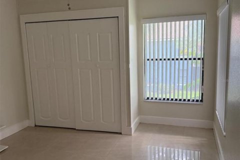 Condo in Orlando, Florida, 2 bedrooms  № 1866876 - photo 9