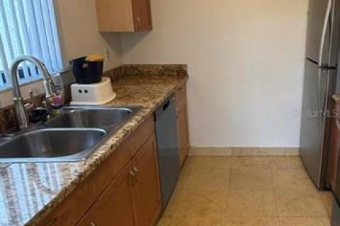 Condo in Orlando, Florida, 2 bedrooms  № 1866876 - photo 19