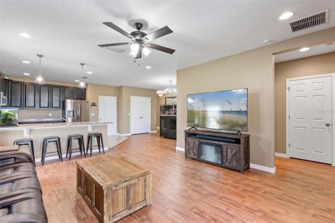 House in Leesburg, Florida 4 bedrooms, 162.49 sq.m. № 1717799 - photo 20