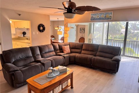 Condominio en alquiler en Punta Gorda, Florida, 2 dormitorios, 144.46 m2 № 1883932 - foto 5
