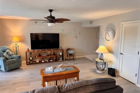 Condominio en alquiler en Punta Gorda, Florida, 2 dormitorios, 144.46 m2 № 1883932 - foto 14