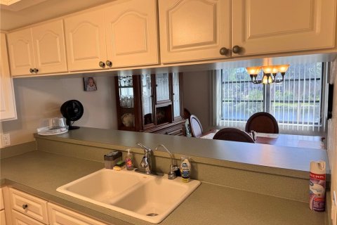 Condominio en alquiler en Punta Gorda, Florida, 2 dormitorios, 144.46 m2 № 1883932 - foto 10