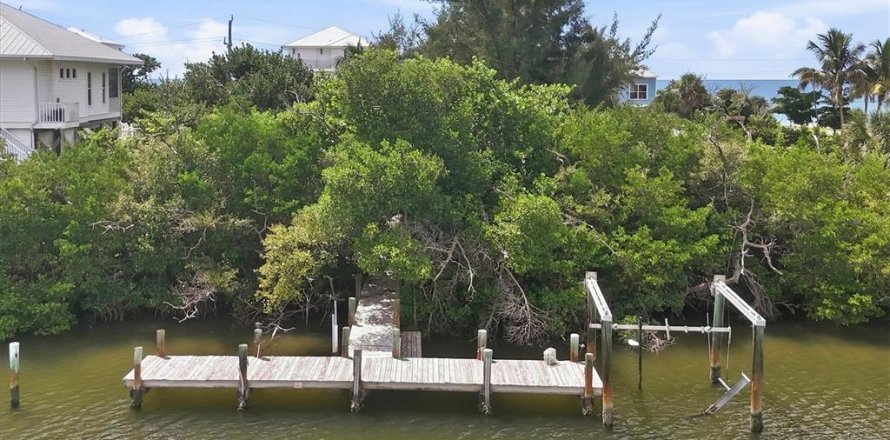 Land in Placida, Florida № 2375525