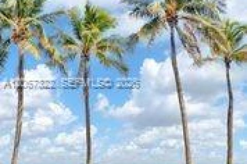 Condo in Fort Lauderdale, Florida, 2 bedrooms  № 2300395 - photo 26