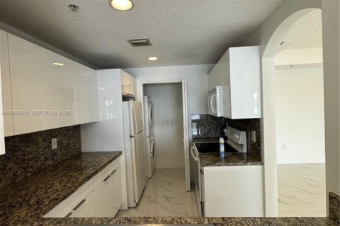 Copropriété à louer à Doral, Floride: 2 chambres, 103.59 m2 № 2046393 - photo 6