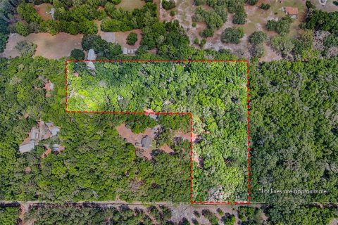 Terreno en venta en Archer, Florida № 1629924 - foto 1
