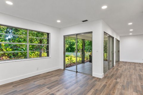 Casa en venta en Coral Springs, Florida, 2 dormitorios, 122.35 m2 № 2416130 - foto 5