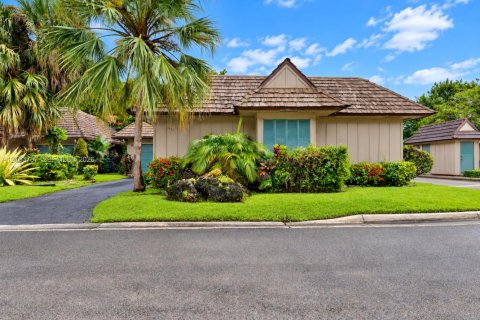 Casa en Coral Springs, Florida 2 dormitorios, 122.35 m2 № 2416130