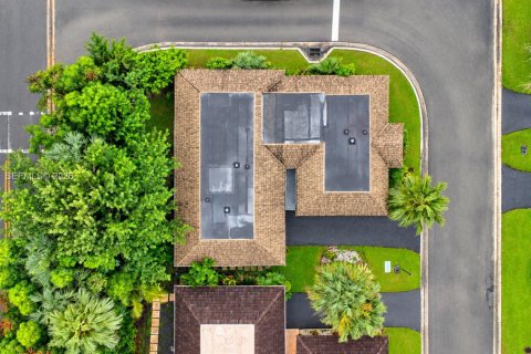 Casa en venta en Coral Springs, Florida, 2 dormitorios, 122.35 m2 № 2416130 - foto 13