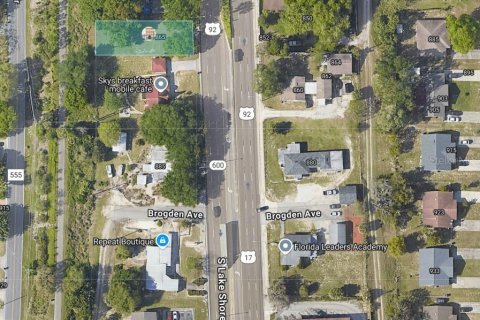 Terreno en venta en Lake Alfred, Florida № 1615551 - foto 1