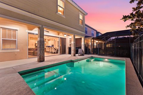House in Four Corners, Florida 6 bedrooms, 320.61 sq.m. № 2200298 - photo 2