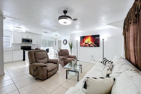 Villa ou maison à vendre à Orlando, Floride: 3 chambres, 146.04 m2 № 2306051 - photo 18