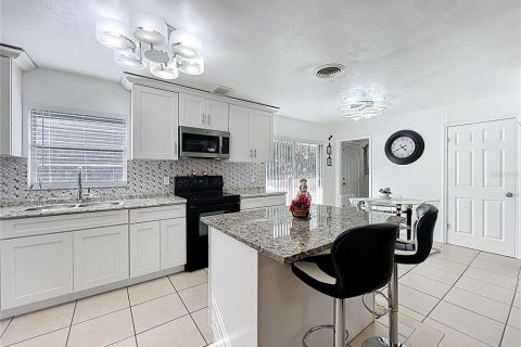 Villa ou maison à vendre à Orlando, Floride: 3 chambres, 146.04 m2 № 2306051 - photo 8