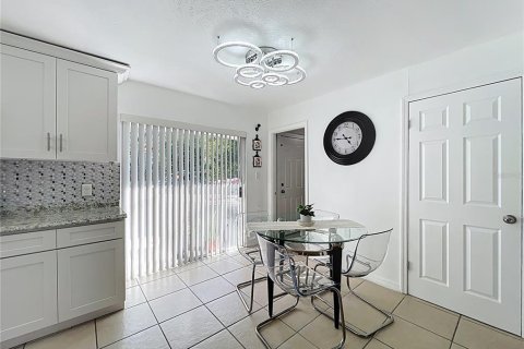 Villa ou maison à vendre à Orlando, Floride: 3 chambres, 146.04 m2 № 2306051 - photo 10