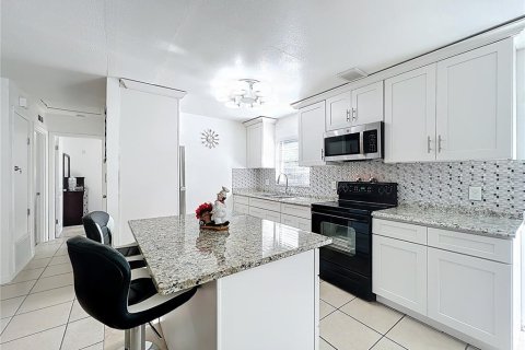 Villa ou maison à vendre à Orlando, Floride: 3 chambres, 146.04 m2 № 2306051 - photo 15
