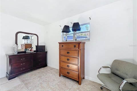Villa ou maison à vendre à Orlando, Floride: 3 chambres, 146.04 m2 № 2306051 - photo 29