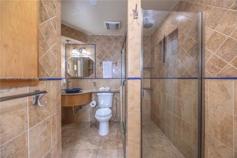 Купить виллу или дом в Помпано-Бич, Флорида 5 спален, 244.98м2, № 1956320 - фото 15