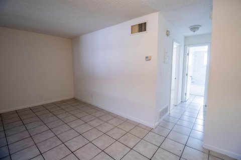 Appartement à louer à Hollywood, Floride: 1 chambre № 2382874 - photo 3