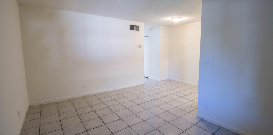 Appartement à Hollywood, Floride 1 chambre № 2382874