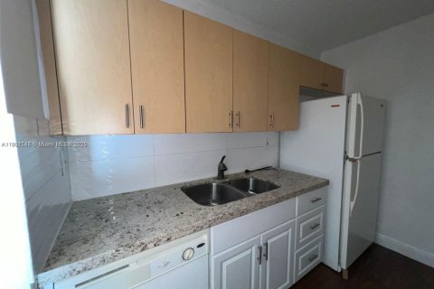 Copropriété à vendre à West Palm Beach, Floride: 2 chambres, 65.77 m2 № 1955211 - photo 2