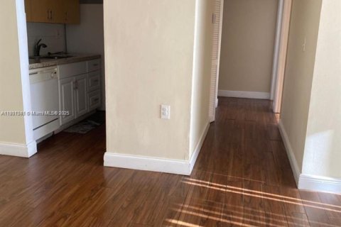 Copropriété à vendre à West Palm Beach, Floride: 2 chambres, 65.77 m2 № 1955211 - photo 9