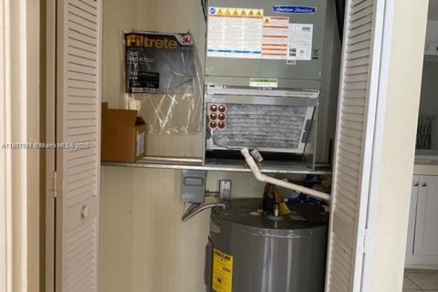 Copropriété à vendre à West Palm Beach, Floride: 2 chambres, 65.77 m2 № 1955211 - photo 10