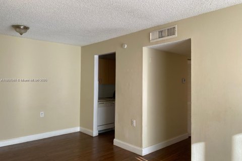 Copropriété à vendre à West Palm Beach, Floride: 2 chambres, 65.77 m2 № 1955211 - photo 16