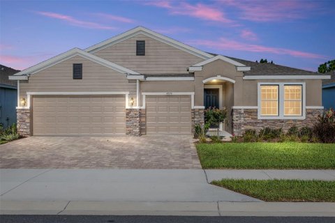 House in Ocala, Florida 4 bedrooms, 265.61 sq.m. № 1852543 - photo 1
