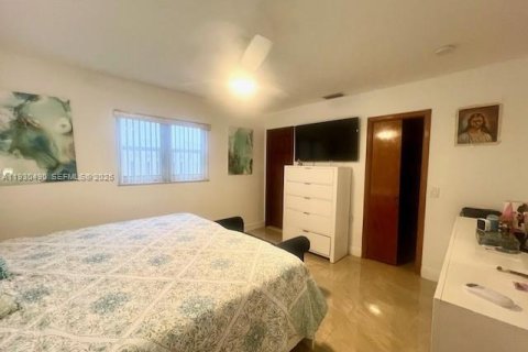 Снять в аренду виллу или дом в Санрайз, Флорида 3 спальни, 140.28м2, № 1989399 - фото 7