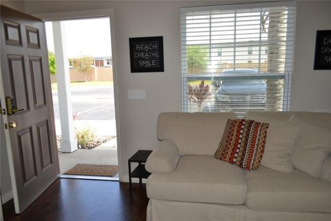 Adosado en venta en Kissimmee, Florida, 3 dormitorios, 120.77 m2 № 2217091 - foto 8
