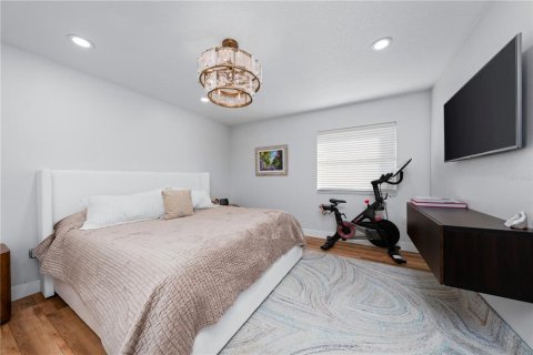 House in Winter Garden, Florida 4 bedrooms, 167.6 sq.m. № 2127700 - photo 11