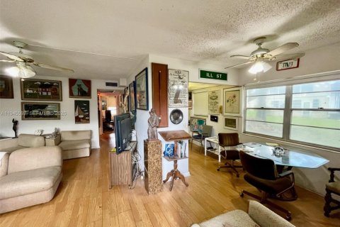 Condominio en venta en Deerfield Beach, Florida, 2 dormitorios, 76.18 m2 № 2002011 - foto 12