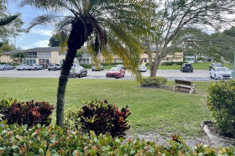 Condominio en venta en Deerfield Beach, Florida, 2 dormitorios, 76.18 m2 № 2002011 - foto 5