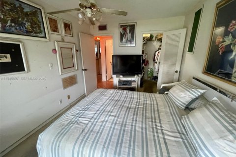 Condominio en venta en Deerfield Beach, Florida, 2 dormitorios, 76.18 m2 № 2002011 - foto 18