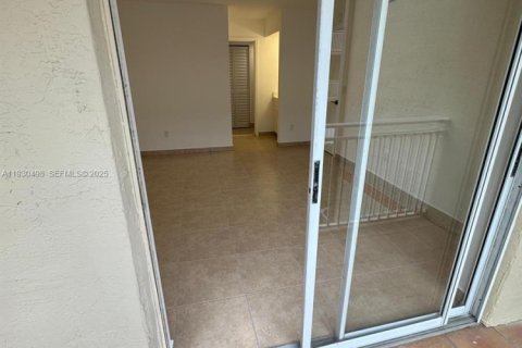 Купить кондоминиум в Хайалиа, Флорида 2 спальни, 102.75м2, № 1989797 - фото 14