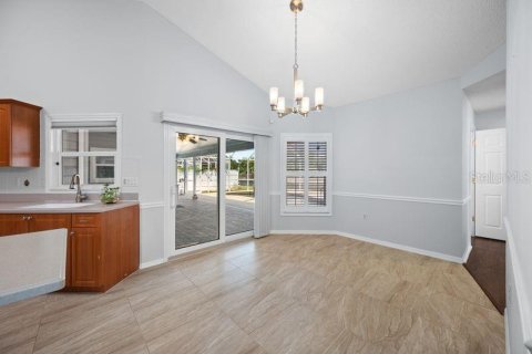 House in Sarasota, Florida 3 bedrooms, 220.55 sq.m. № 2235525 - photo 8