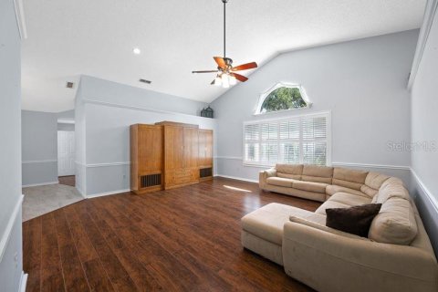 House in Sarasota, Florida 3 bedrooms, 220.55 sq.m. № 2235525 - photo 11