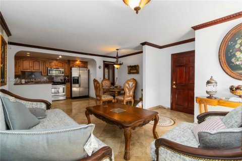 Copropriété à vendre à Doral, Floride: 2 chambres, 98.48 m2 № 1887882 - photo 8