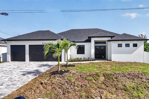 Villa ou maison à Cape Coral, Floride 3 chambres, 193.98 m2 № 2114325
