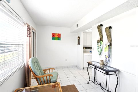 Condominio en venta en Saint Petersburg, Florida, 2 dormitorios, 93.83 m2 № 2092860 - foto 12