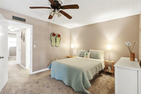 Condominio en venta en Saint Petersburg, Florida, 2 dormitorios, 93.83 m2 № 2092860 - foto 21