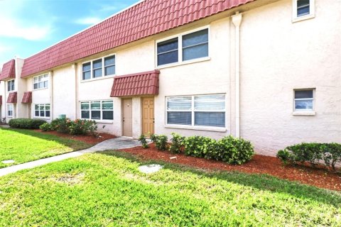 Condominio en venta en Saint Petersburg, Florida, 2 dormitorios, 93.83 m2 № 2092860 - foto 5