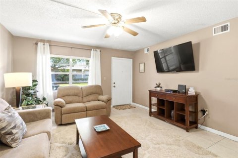 Condominio en venta en Saint Petersburg, Florida, 2 dormitorios, 93.83 m2 № 2092860 - foto 9