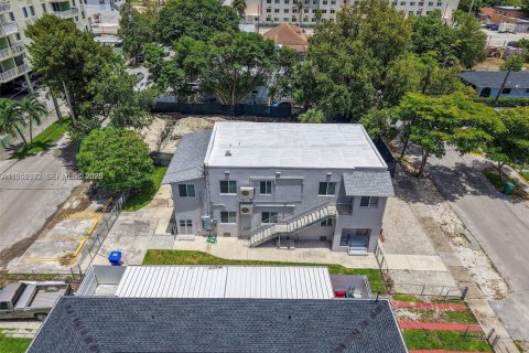 Immobilier commercial à vendre à Miami, Floride: 337.05 m2 № 2153516 - photo 14
