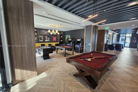 Condominio en alquiler en North Miami, Florida, 2 dormitorios, 101.08 m2 № 2042672 - foto 17