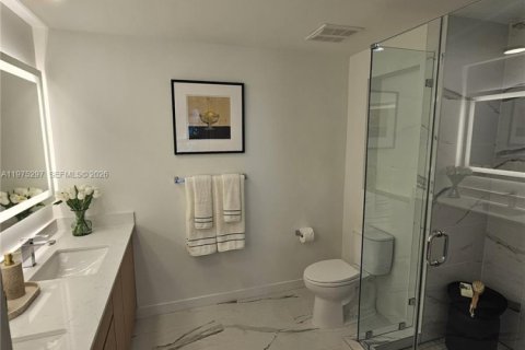 Condominio en alquiler en North Miami, Florida, 2 dormitorios, 101.08 m2 № 2042672 - foto 7